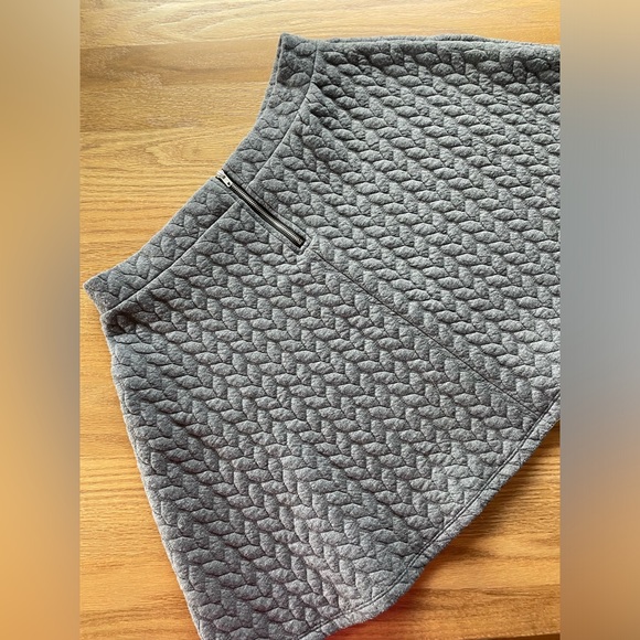 Adorable mini-skirt; only worn a handful of times - Picture 2 of 7